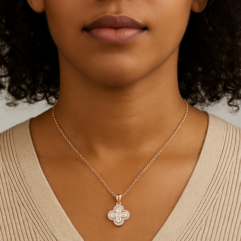 Lustro Petal Grace Pendant