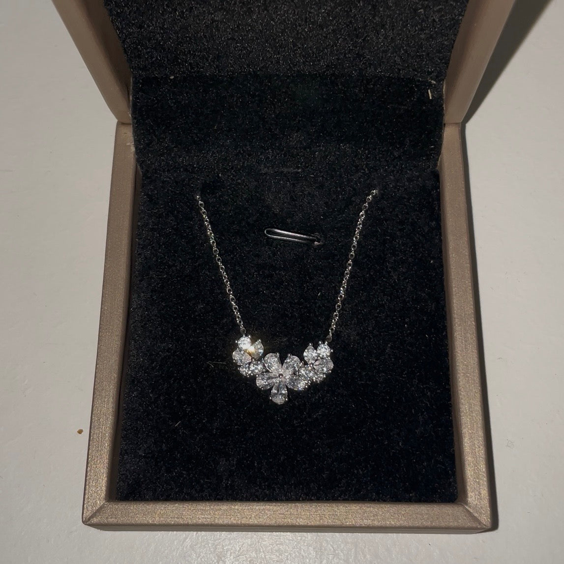 Lustro Crystal Bloom Necklace